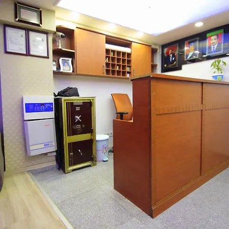 Metro Hotel